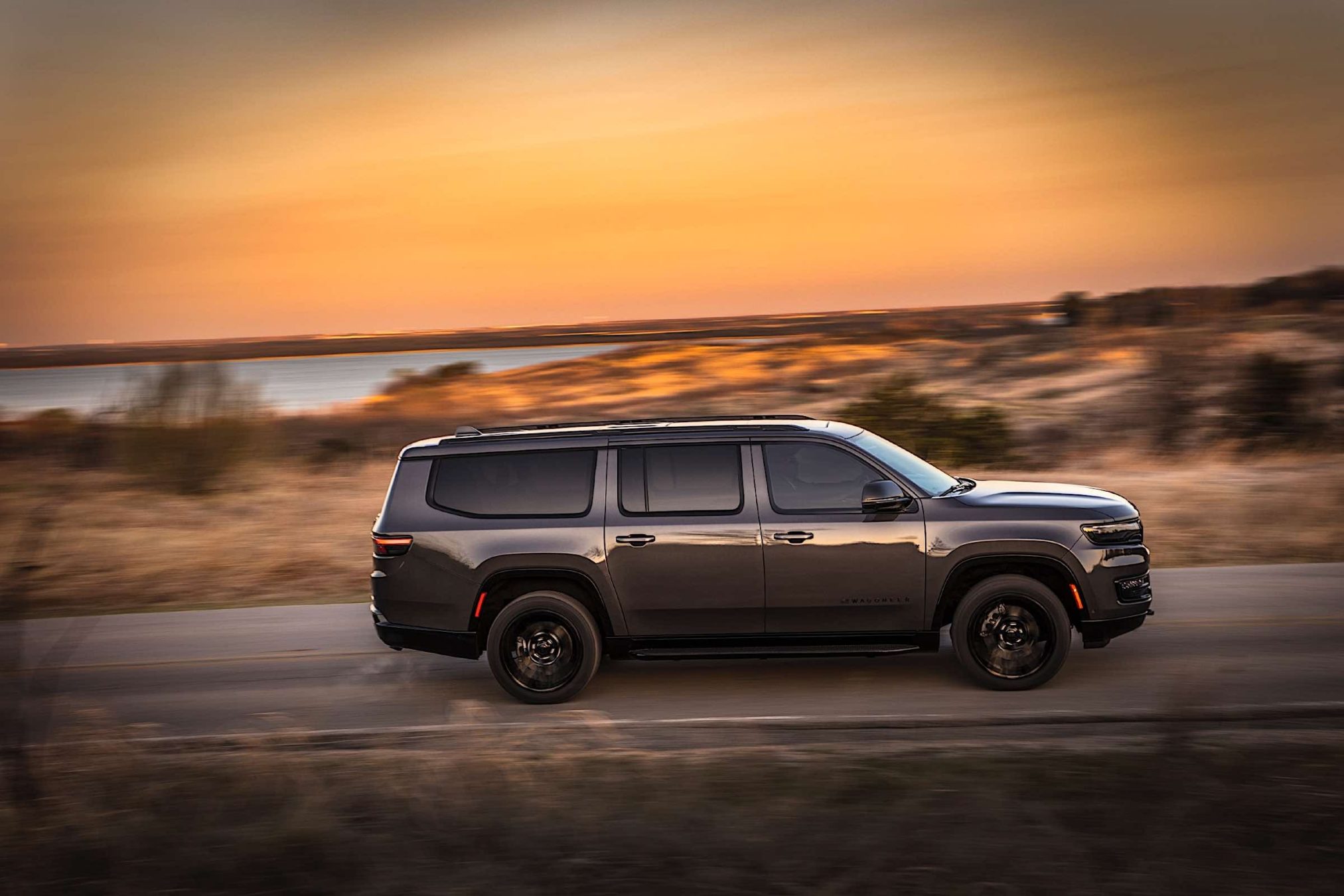 2023 Wagoneer L Carbide