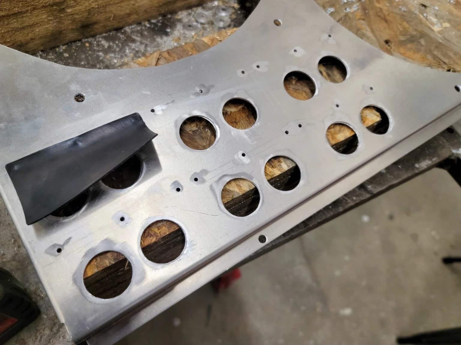 Champion Radiator fan mounts.