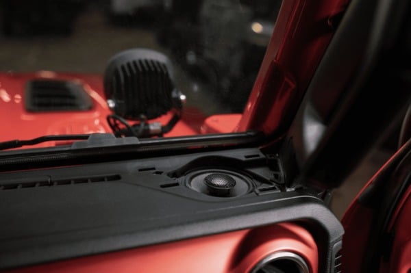 Installed audio system in a Jeep.